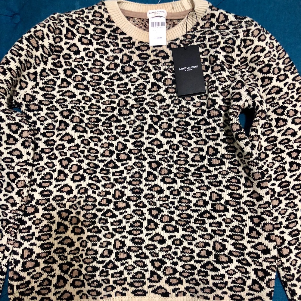 Saint Laurent Wool leopard printed sweatshirt. - Picture 3 of 5